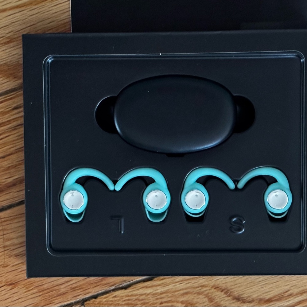 Ear Plugs for Sleeping Noise Cancelling, Reusable Earplugs for Work, Travel